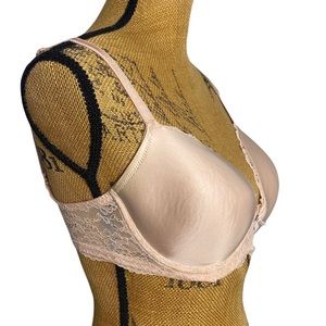 Victoria’s Secret Beige Padded Underwire Lace Detail T-Shirt Bra 32DDD